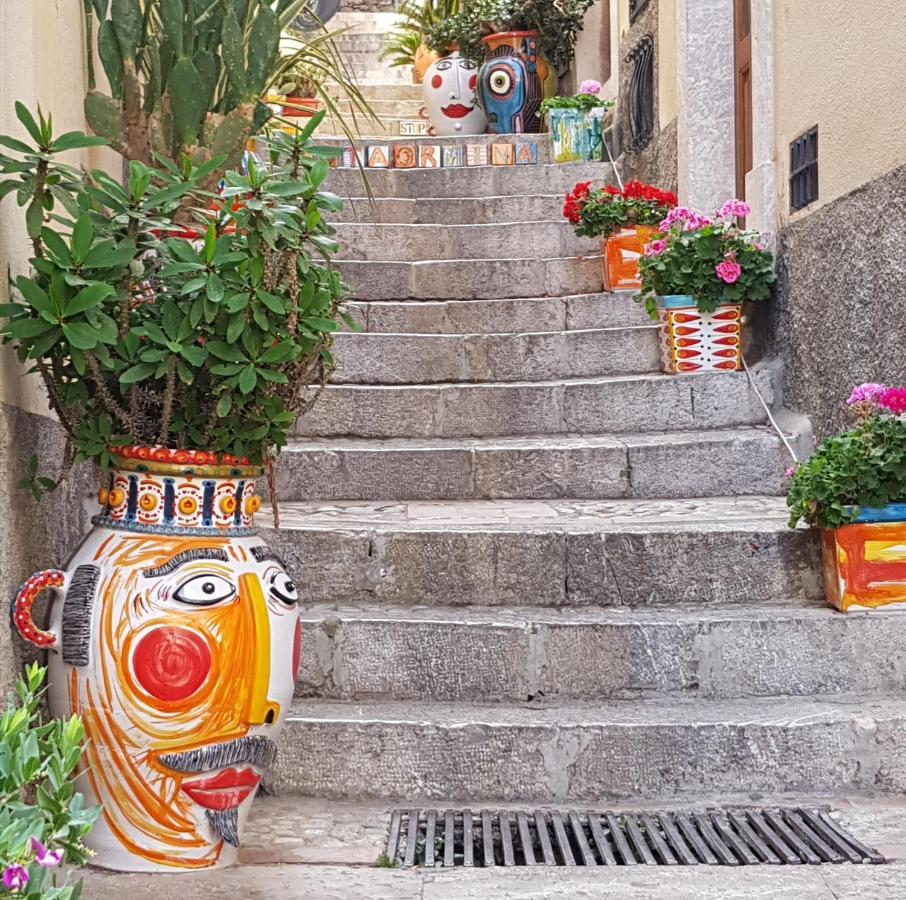 Oltremare Taormina Letojanni Apartment Bagian luar foto