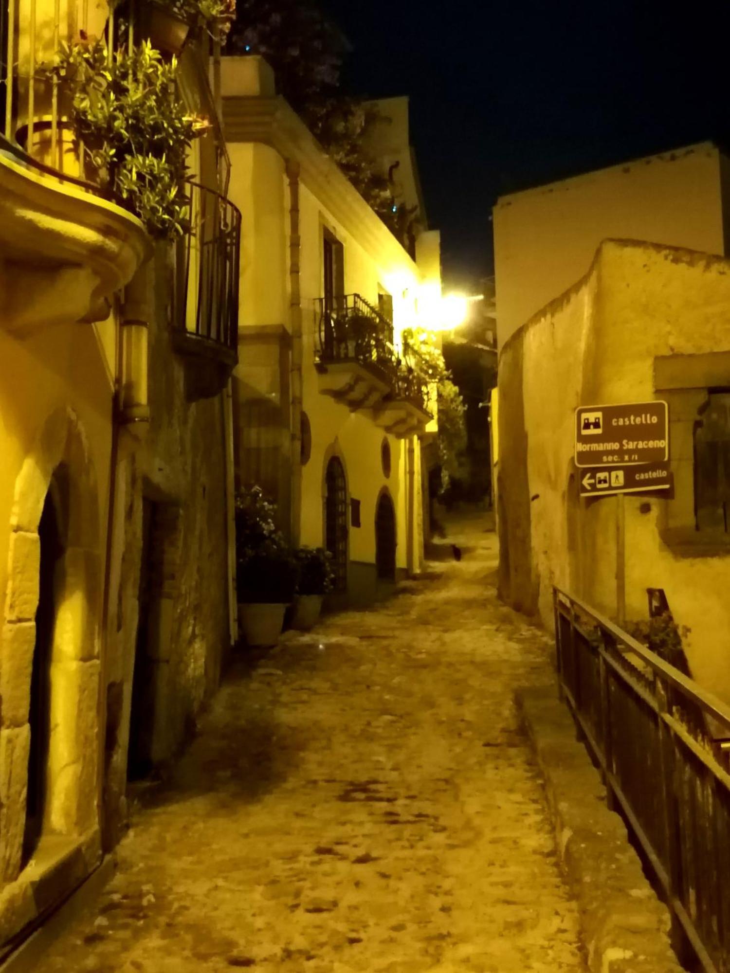 Oltremare Taormina Letojanni Apartment Ruang foto